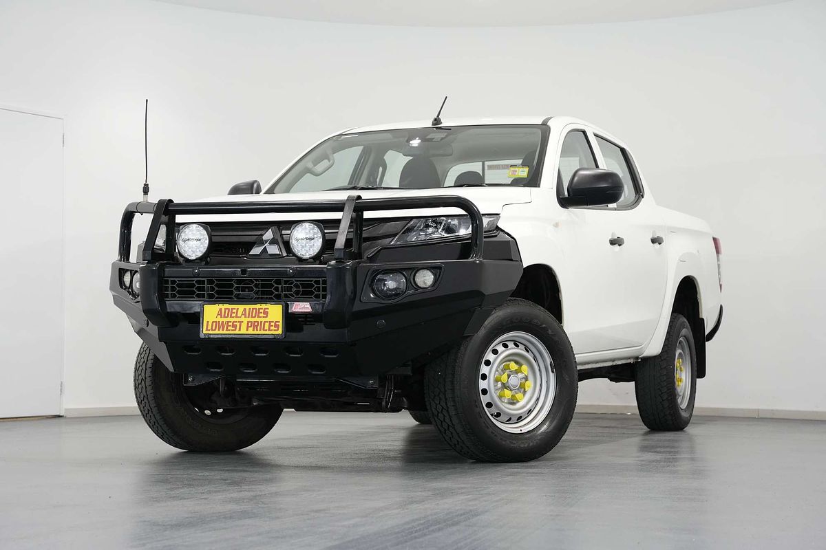2021 Mitsubishi Triton GLX MR 4X4