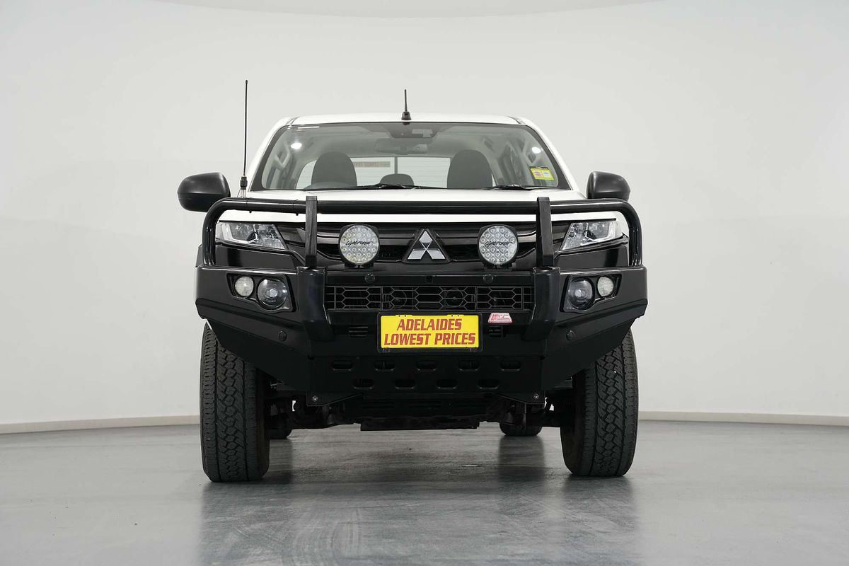 2021 Mitsubishi Triton GLX MR 4X4