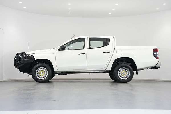 2021 Mitsubishi Triton GLX MR 4X4
