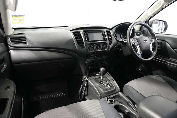 2021 Mitsubishi Triton GLX MR 4X4