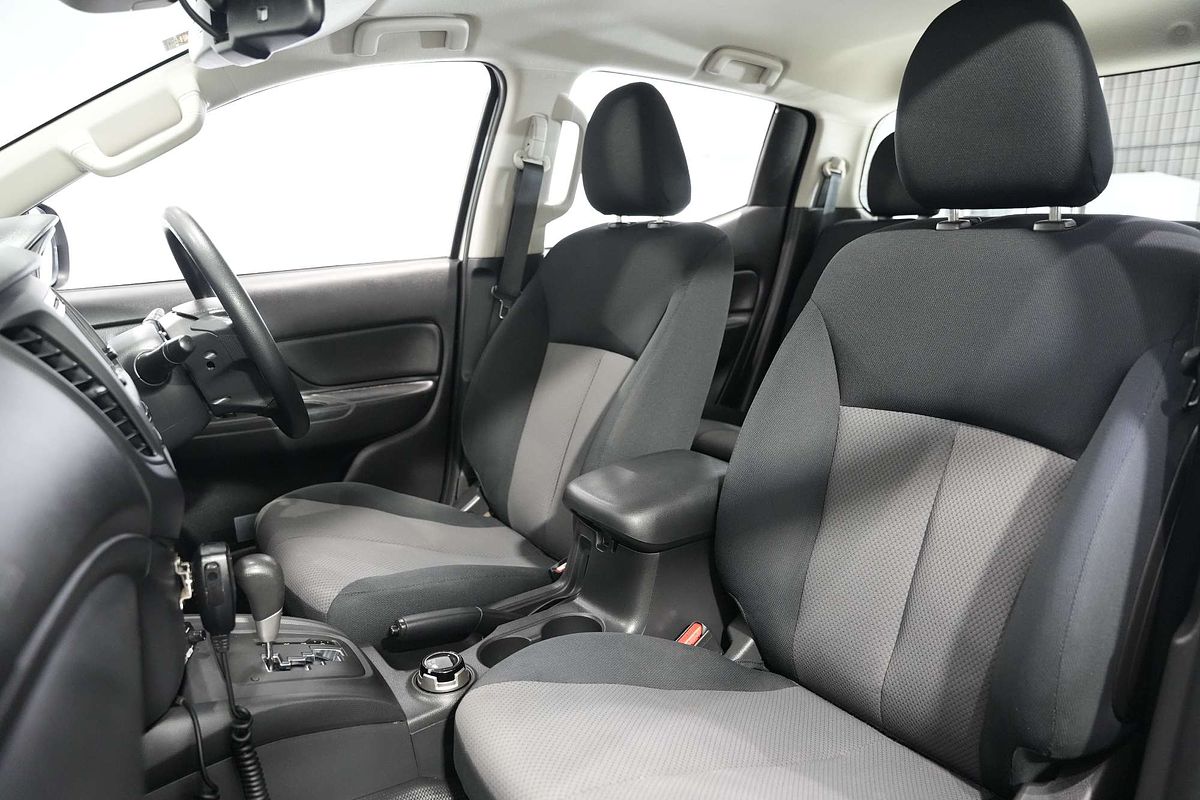 2021 Mitsubishi Triton GLX MR 4X4