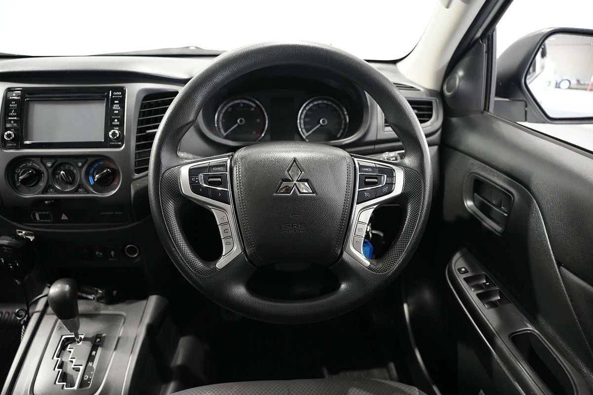 2021 Mitsubishi Triton GLX MR 4X4