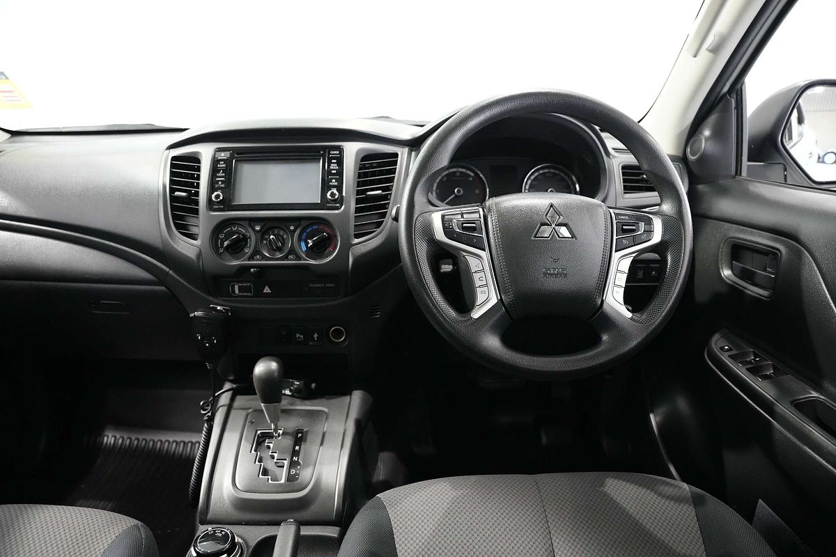 2021 Mitsubishi Triton GLX MR 4X4