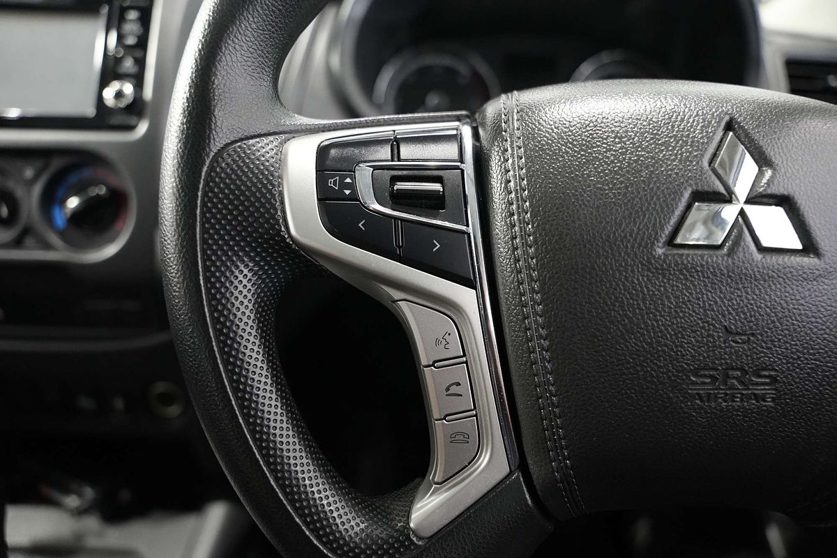 2021 Mitsubishi Triton GLX MR 4X4