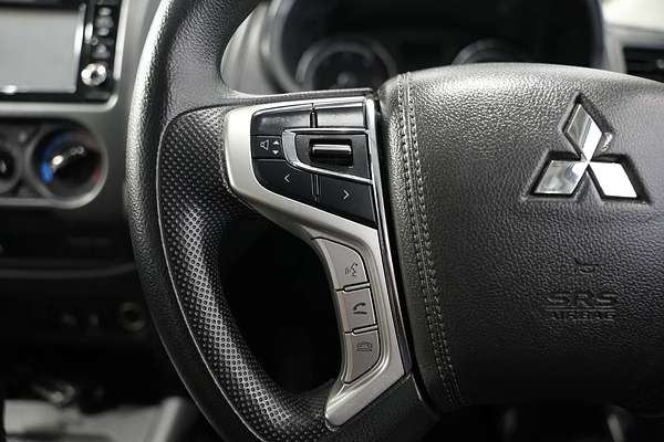 2021 Mitsubishi Triton GLX MR 4X4