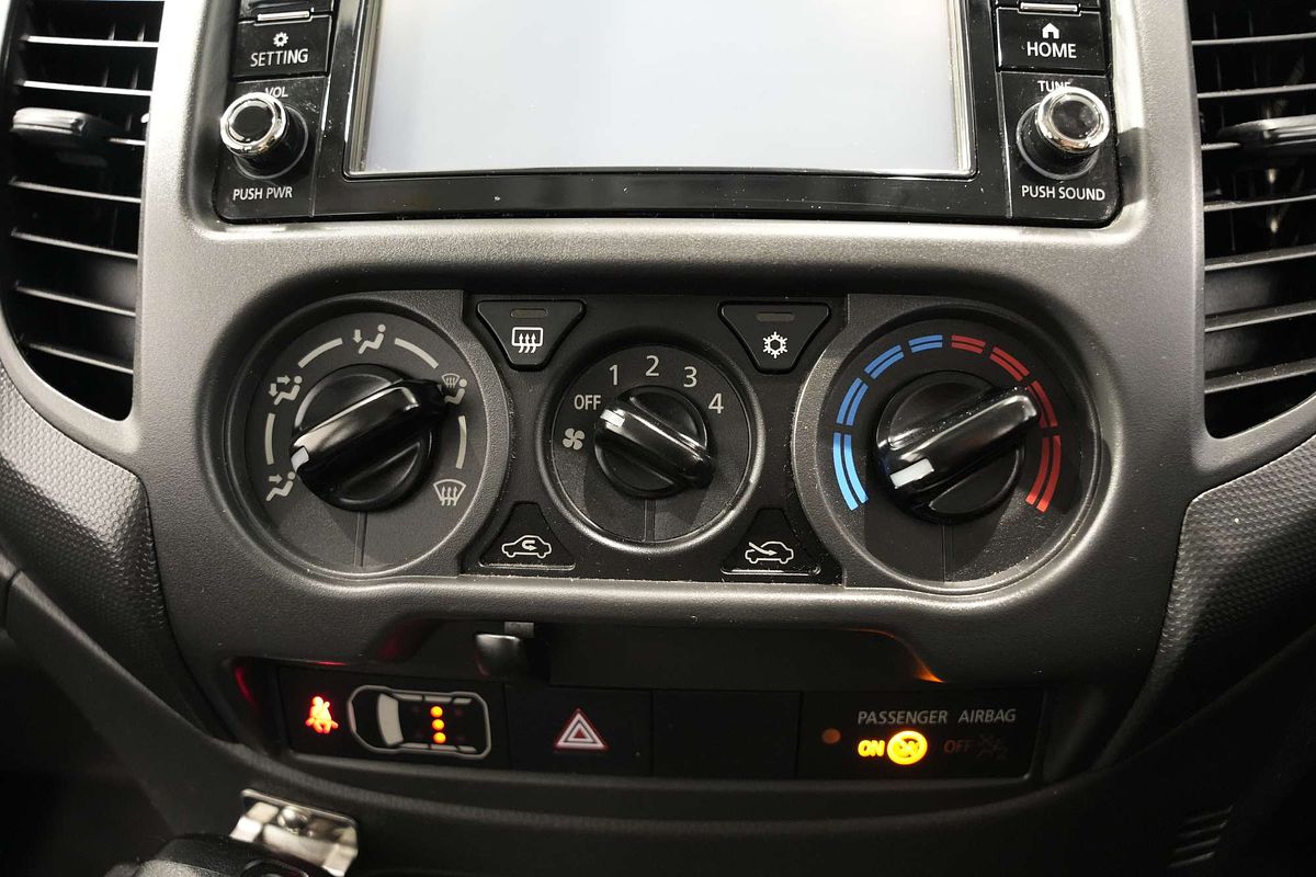 2021 Mitsubishi Triton GLX MR 4X4