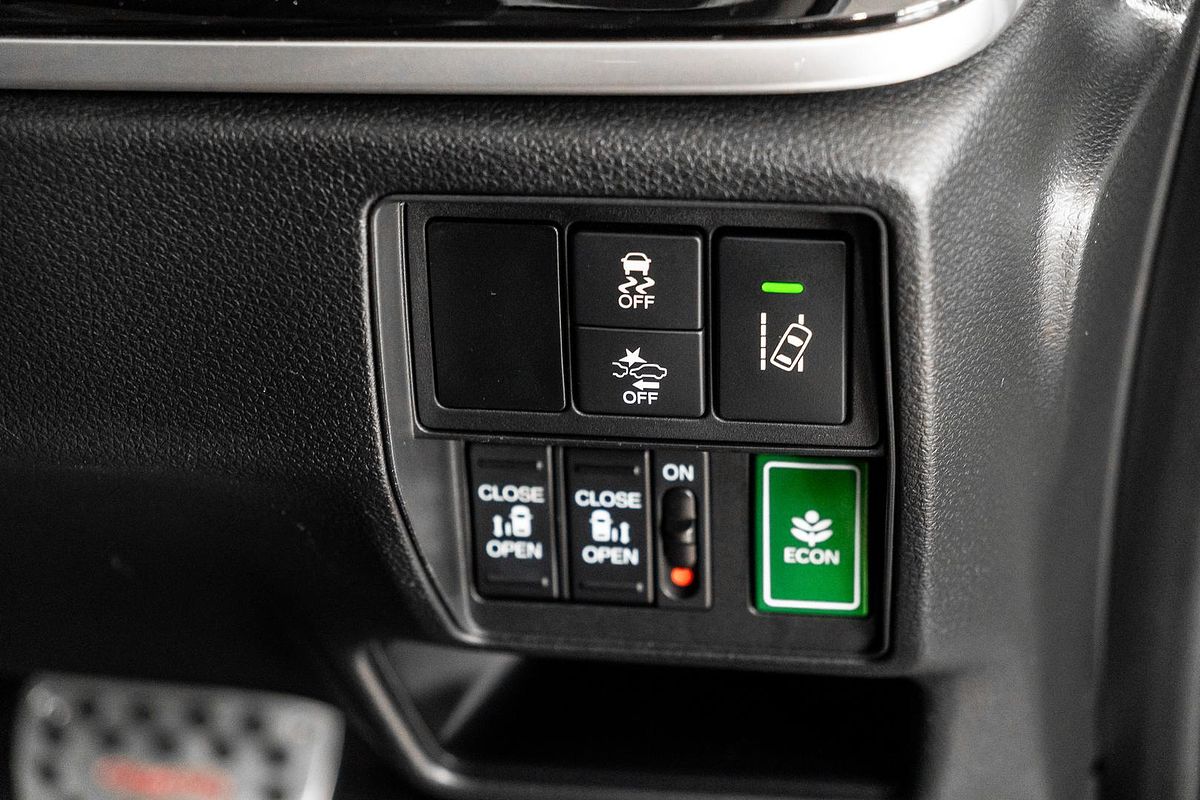 2018 Honda Odyssey VTi-L 5th Gen