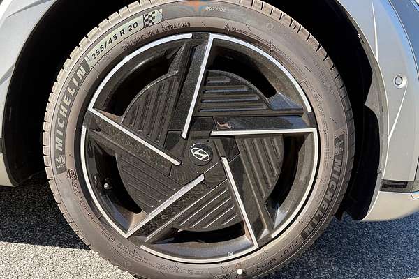 2024 Hyundai IONIQ 5 DYNAMIQ NE.V4
