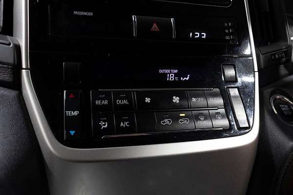 2017 Toyota Landcruiser GXL VDJ200R