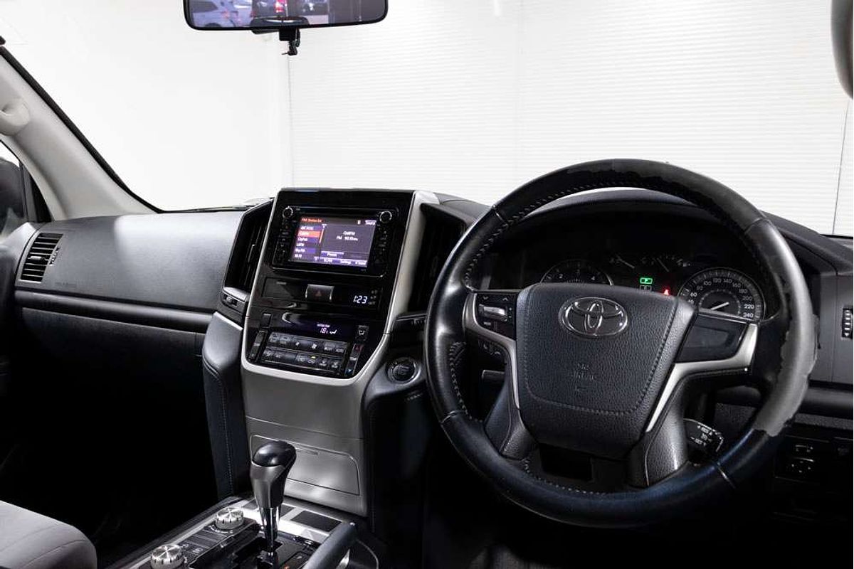 2017 Toyota Landcruiser GXL VDJ200R