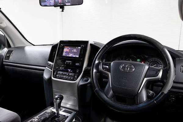 2017 Toyota Landcruiser GXL VDJ200R