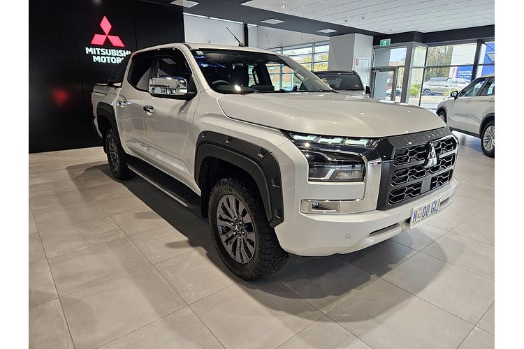 2024 Mitsubishi Triton GLS MV 4X4