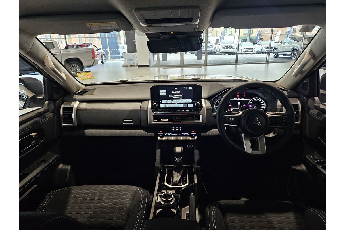 2024 Mitsubishi MV Triton GLS 2.4L D 6A/T 4X4 DC PU