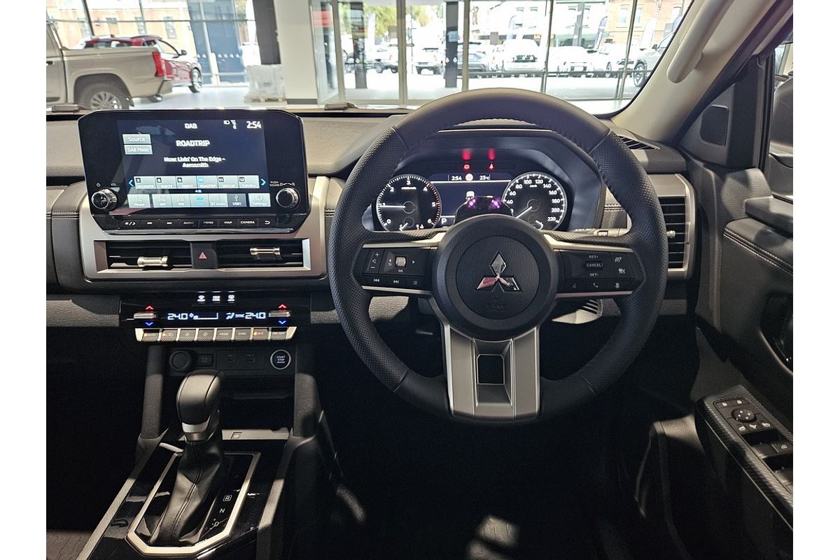 2024 Mitsubishi MV Triton GLS 2.4L D 6A/T 4X4 DC PU