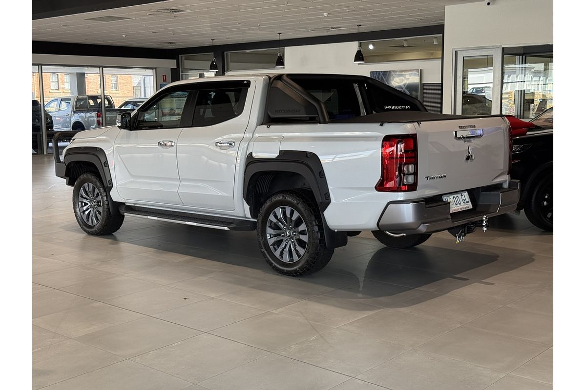 2024 Mitsubishi MV Triton GLS 2.4L D 6A/T 4X4 DC PU