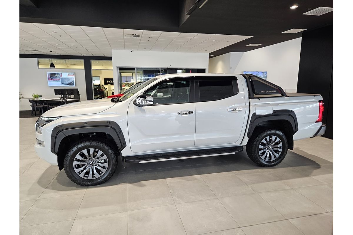 2024 Mitsubishi MV Triton GLS 2.4L D 6A/T 4X4 DC PU