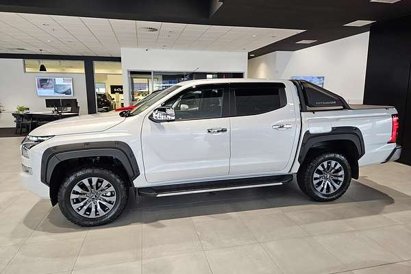 2024 Mitsubishi Triton GLS MV 4X4