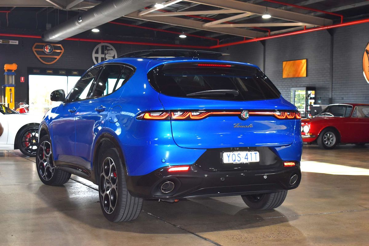 2023 Alfa Romeo Tonale Veloce Plug-In Hybrid