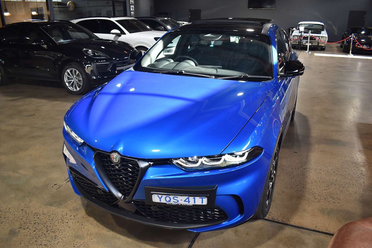 2023 Alfa Romeo Tonale Veloce Plug-In Hybrid