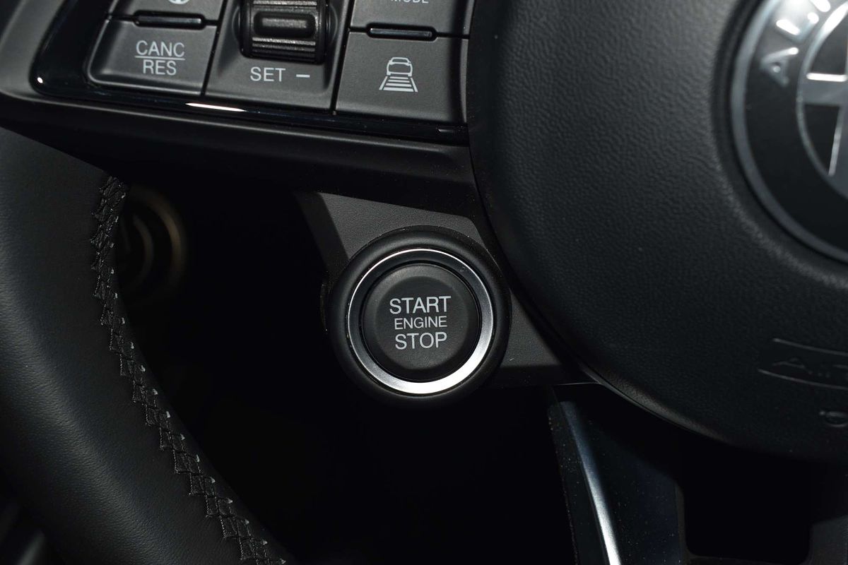 2023 Alfa Romeo Tonale Veloce Plug-In Hybrid
