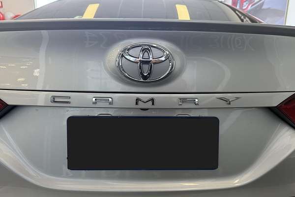 2018 Toyota Camry SL ASV70R