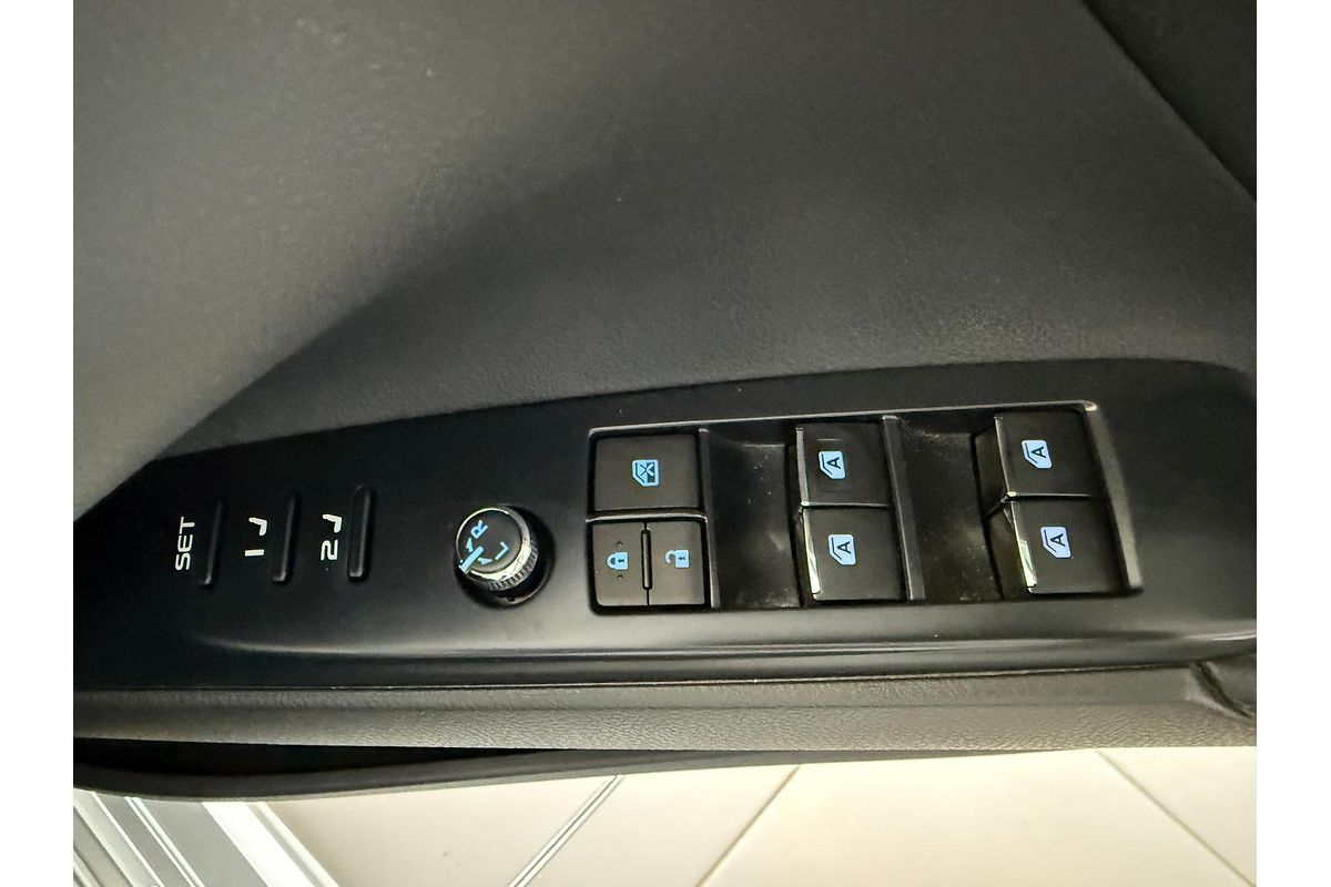 2018 Toyota Camry SL ASV70R