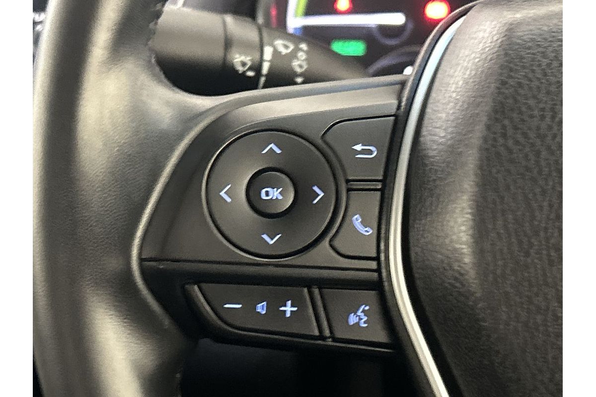 2020 Toyota Camry Ascent Sport AXVH71R