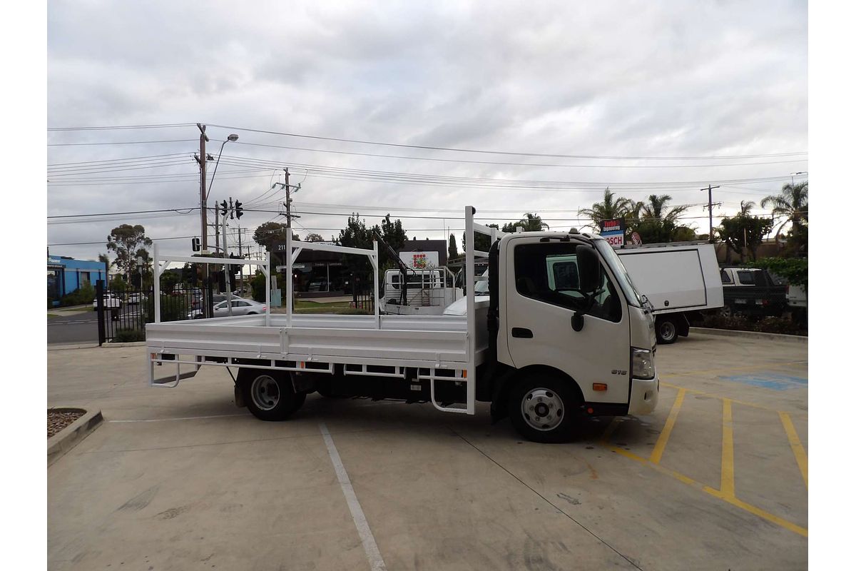 2020 Hino 300 Series 616 4x2