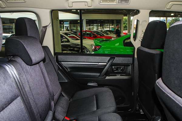 2019 Mitsubishi Pajero GLX NX