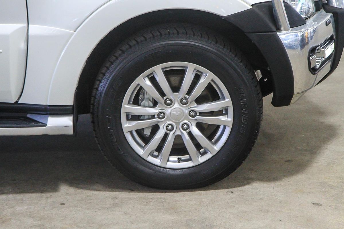 2018 Mitsubishi Pajero GLX NX