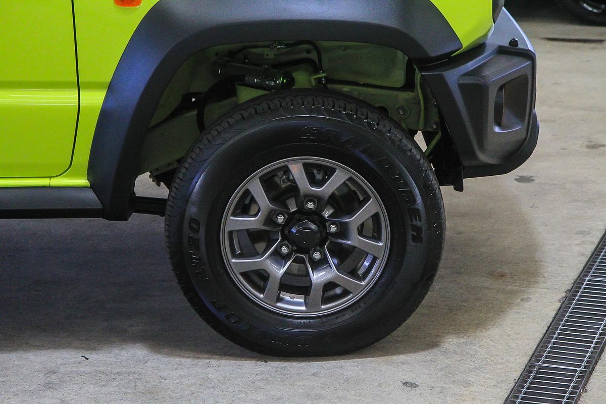 2023 Suzuki Jimny GLX GJ