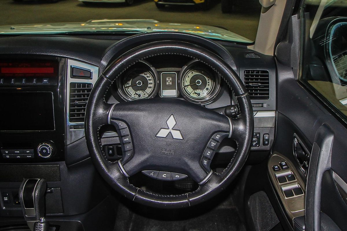 2018 Mitsubishi Pajero GLX NX