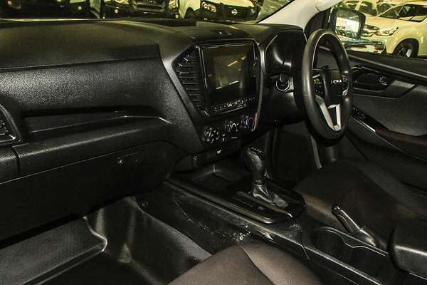2022 Isuzu D-MAX SX High Ride Rear Wheel Drive