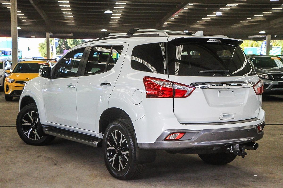 2021 Isuzu MU-X LS-T