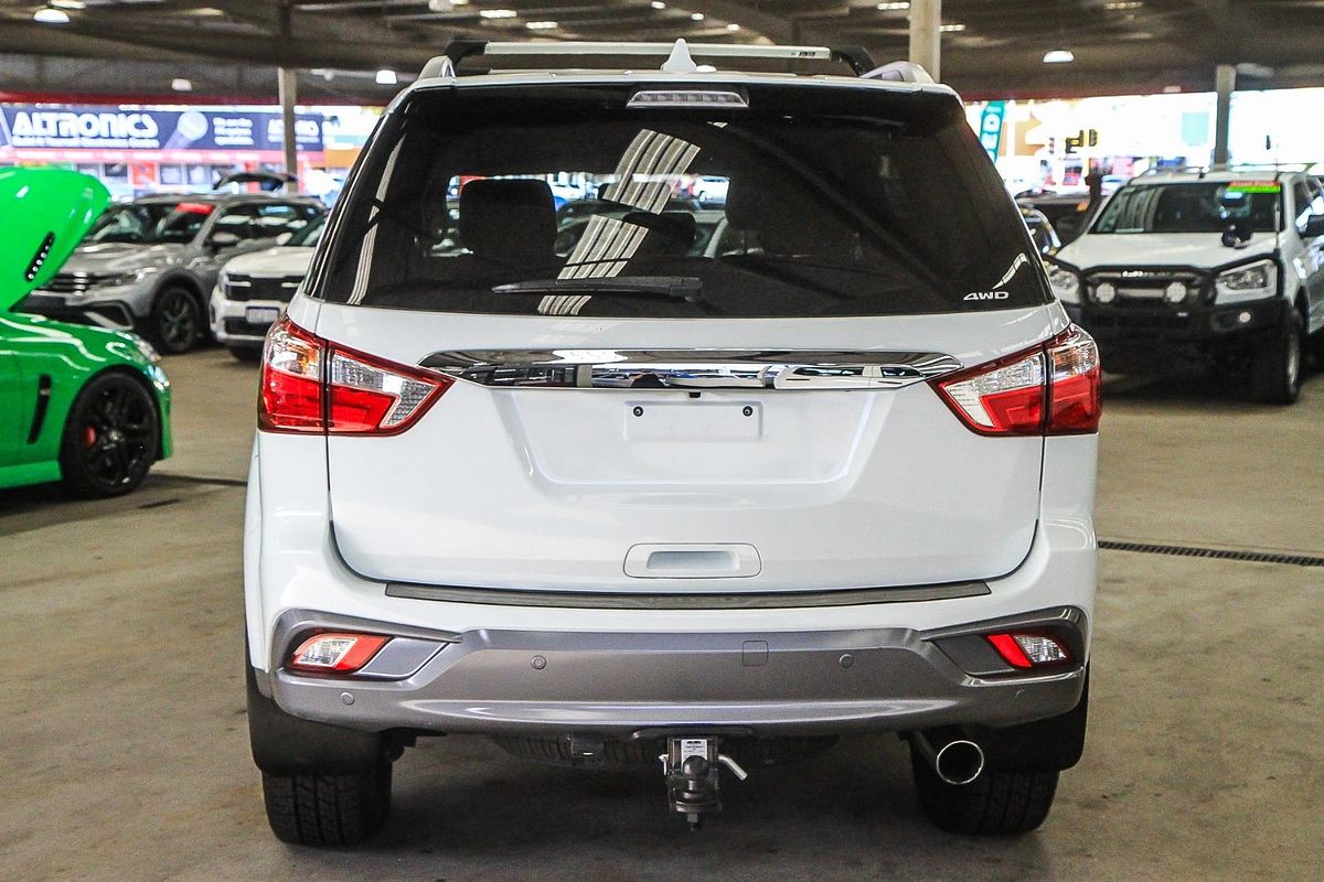 2021 Isuzu MU-X LS-T
