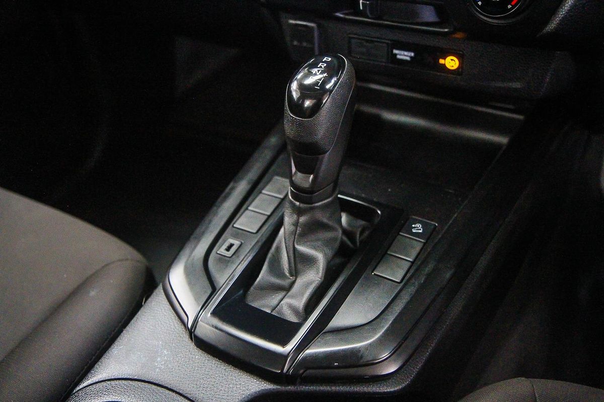 2022 Isuzu D-MAX SX High Ride Rear Wheel Drive