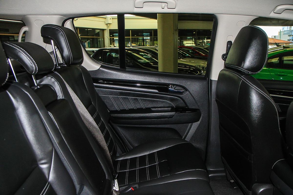 2021 Isuzu MU-X LS-T