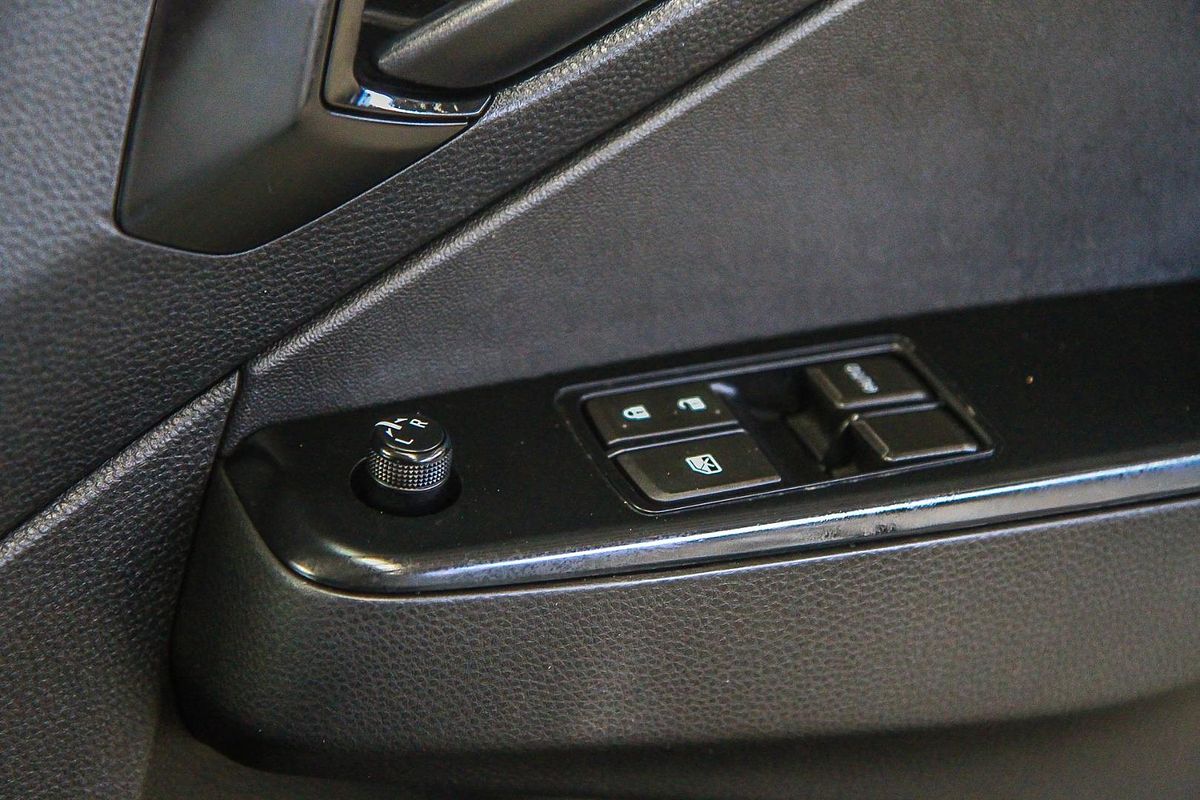 2022 Isuzu D-MAX SX High Ride Rear Wheel Drive