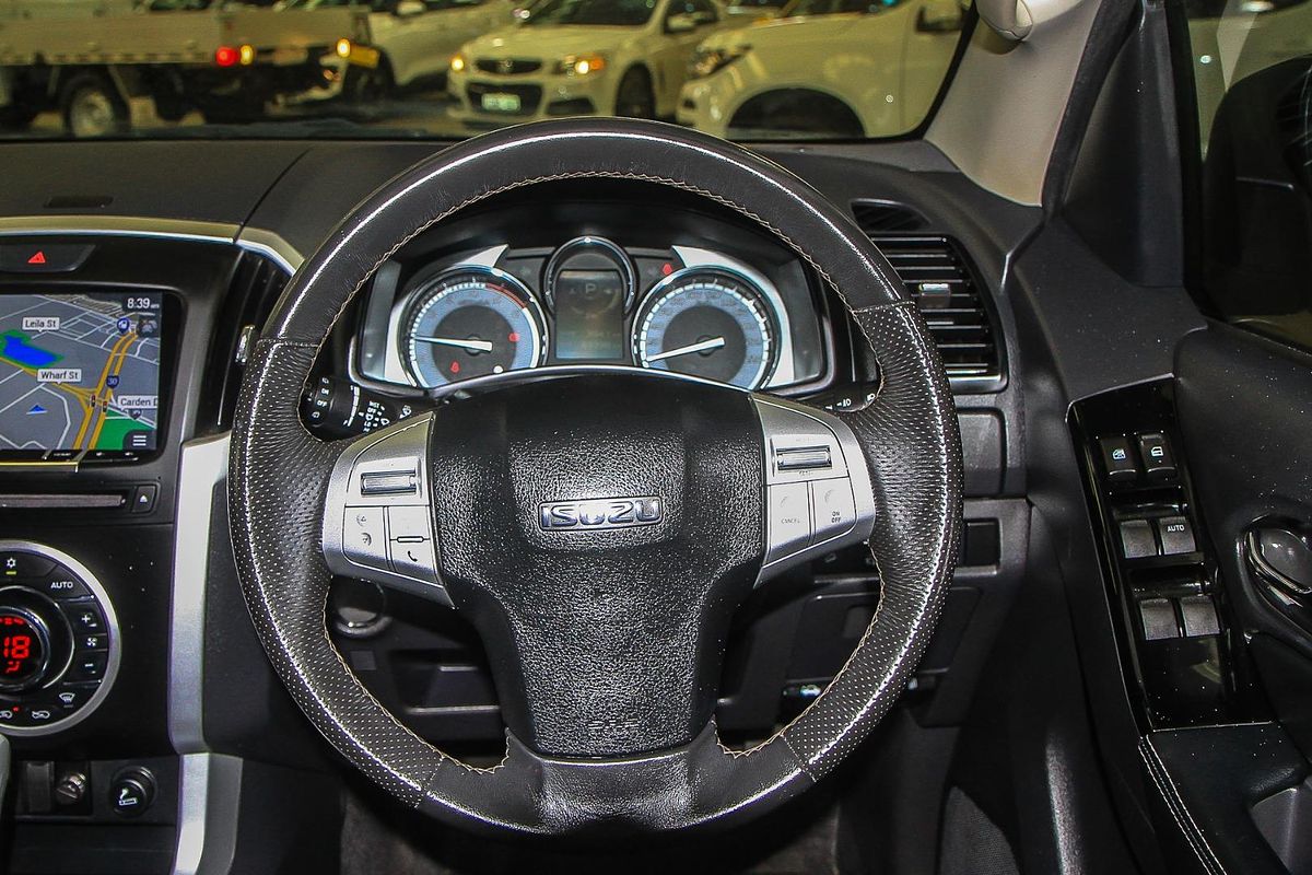 2021 Isuzu MU-X LS-T