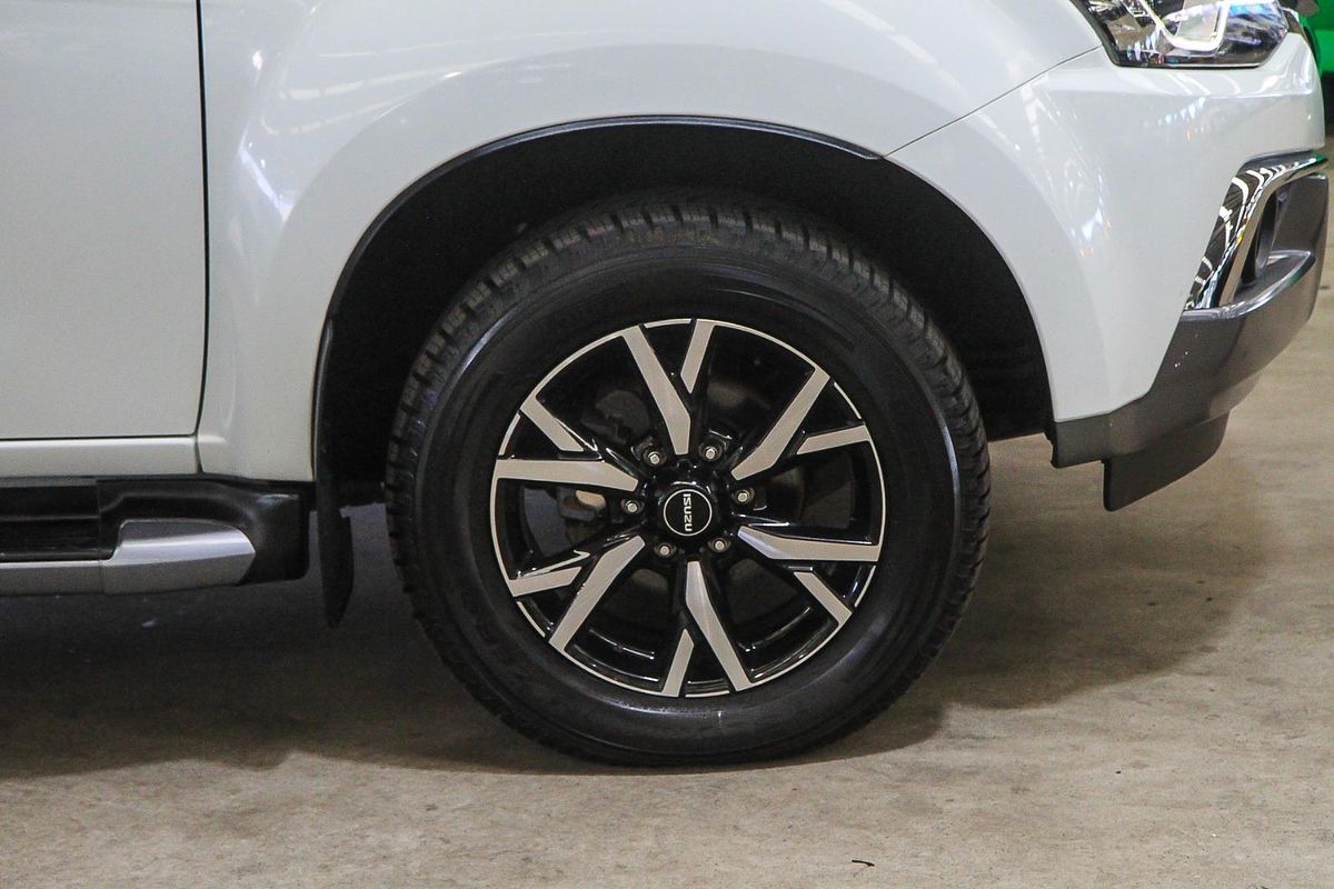 2021 Isuzu MU-X LS-T