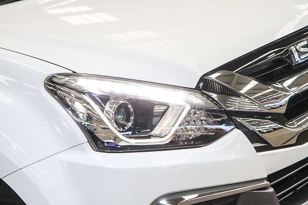 2021 Isuzu MU-X LS-T
