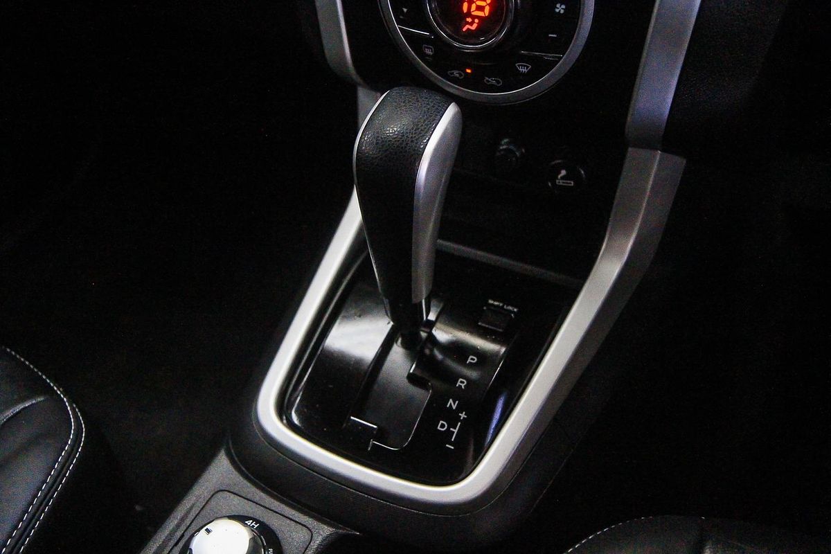 2021 Isuzu MU-X LS-T