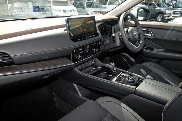 2024 Nissan X-TRAIL Ti-L T33