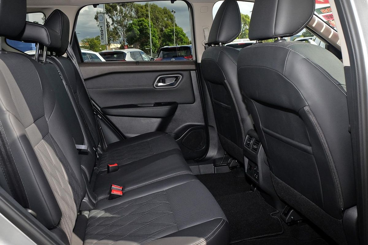 2024 Nissan X-TRAIL Ti-L T33