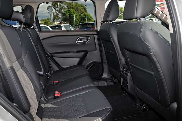 2024 Nissan X-TRAIL Ti-L T33