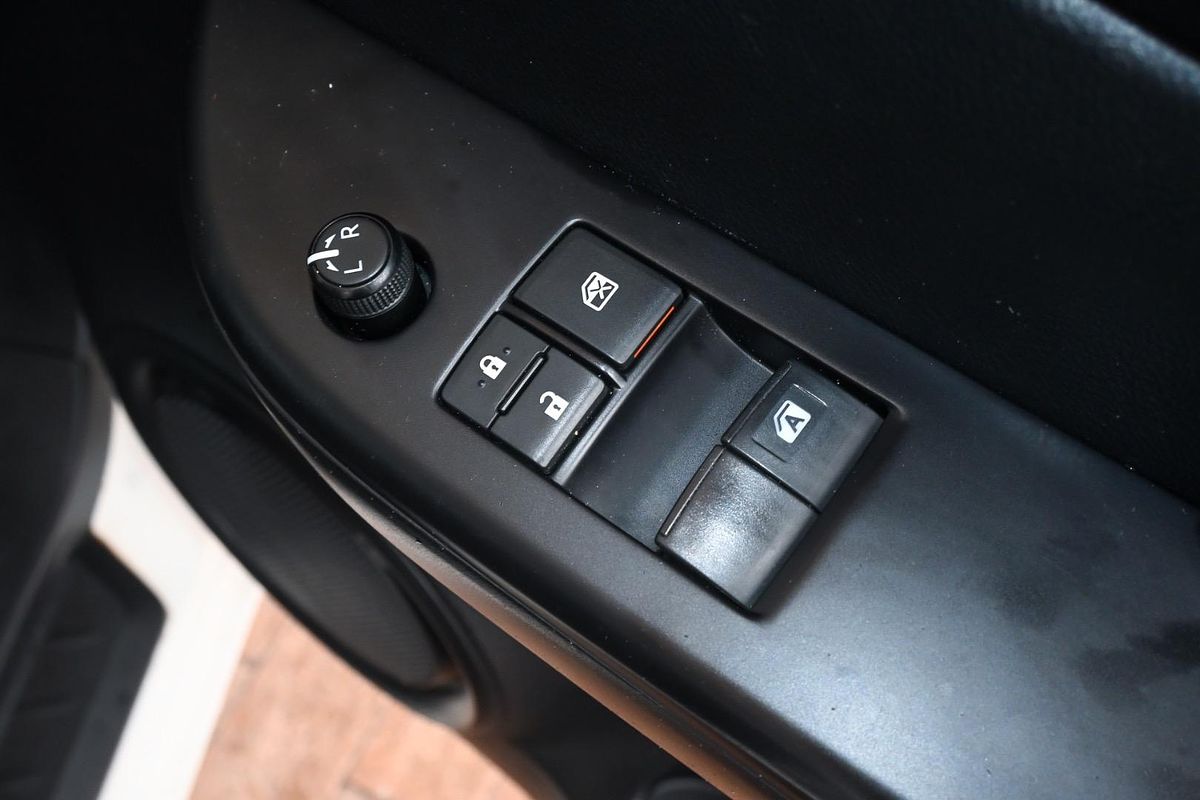 2019 Toyota Hilux Workmate TGN121R Rear Wheel Drive