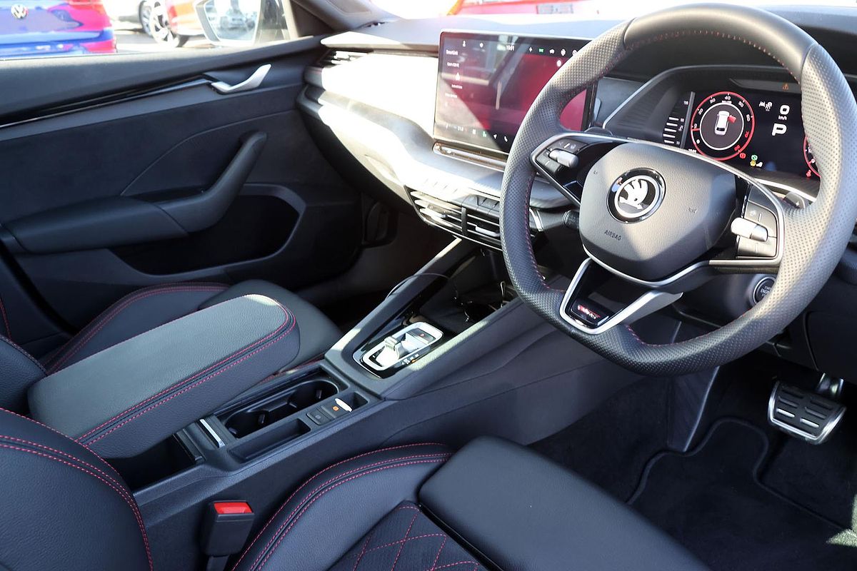 2025 SKODA Octavia RS NX