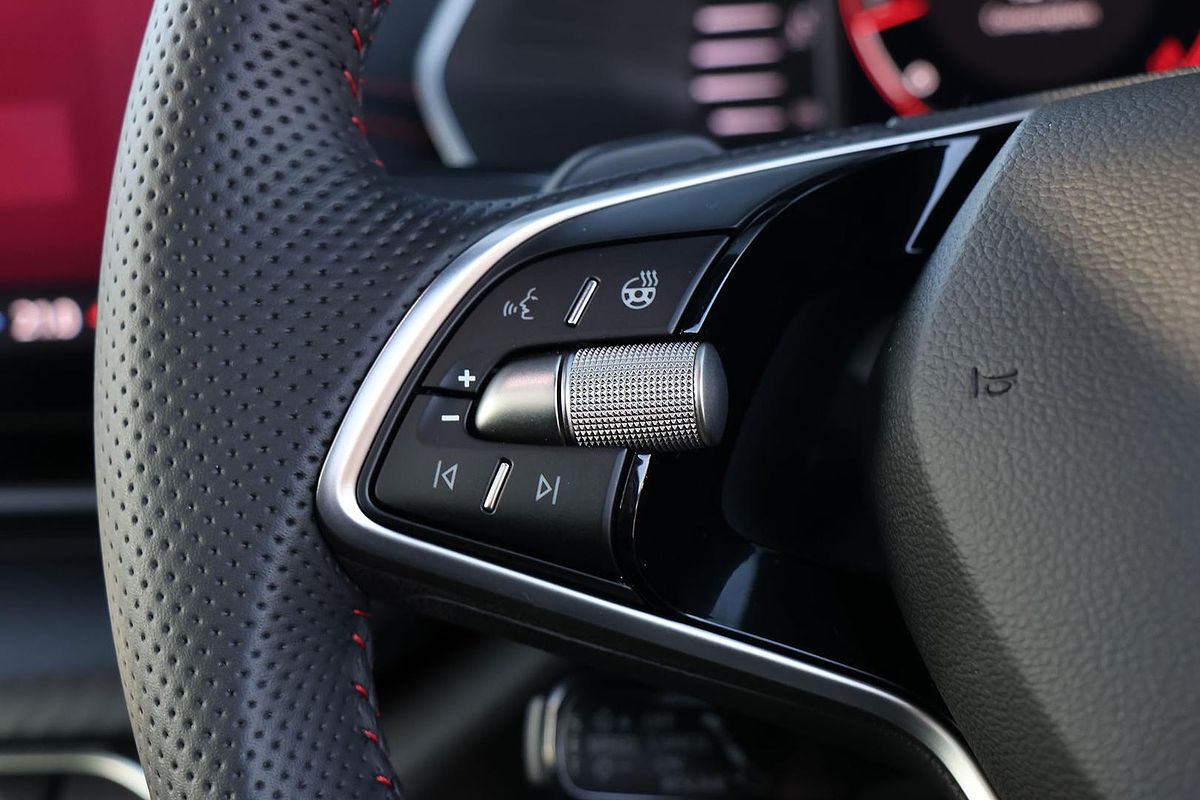 2025 SKODA Octavia RS NX