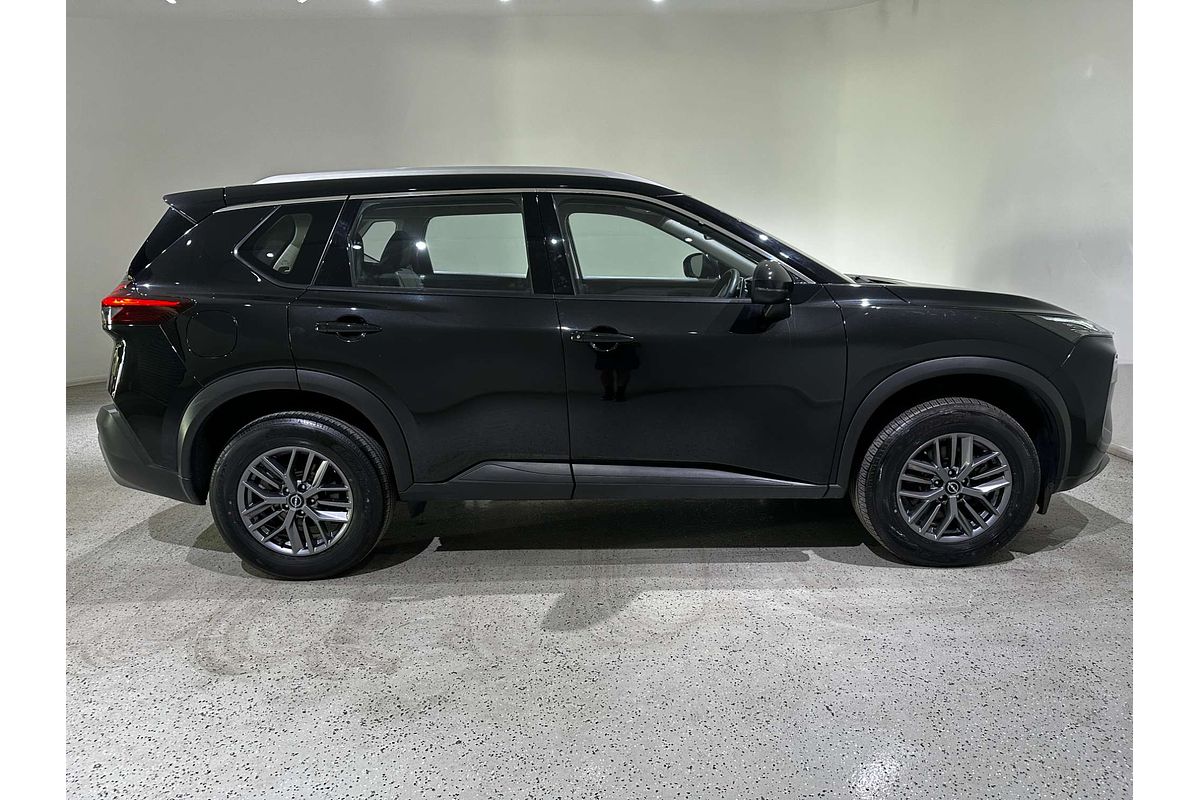 2024 Nissan X-TRAIL ST T33
