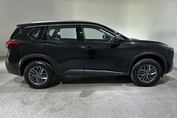 2024 Nissan X-TRAIL ST T33